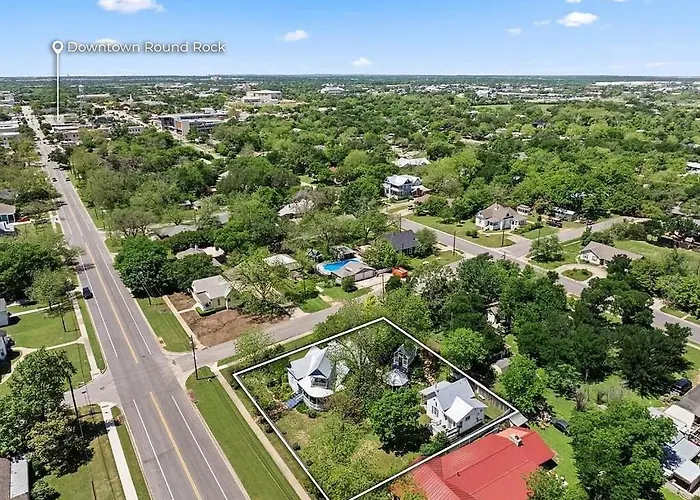 Historic In Tx Cozyyard, Wifi Holiday home Round Rock